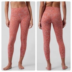 Athleta Women’s Salutation Stash Pocket II 7/8 Tight Cheetah Print Leggings